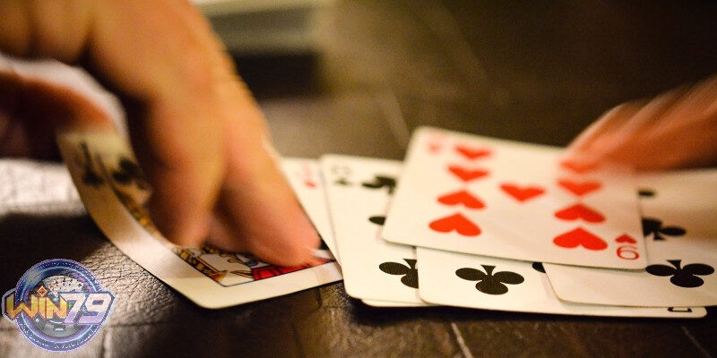 Kiểm soát tốt tâm lý khi chơi Phỏm