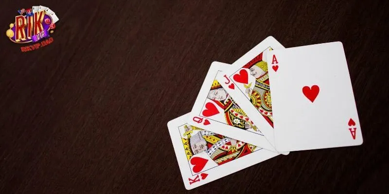 Hướng dẫn cách chơi bài liêng tại Rikvip chi tiết